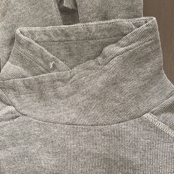 Hemoon Sweatshirt/Sweater-Size Youth Small - Picture 2 of 7